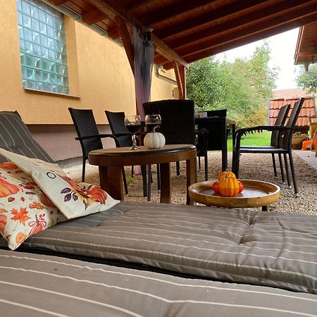 Borostyan Apartmanhaz Mórahalom Exteriér fotografie