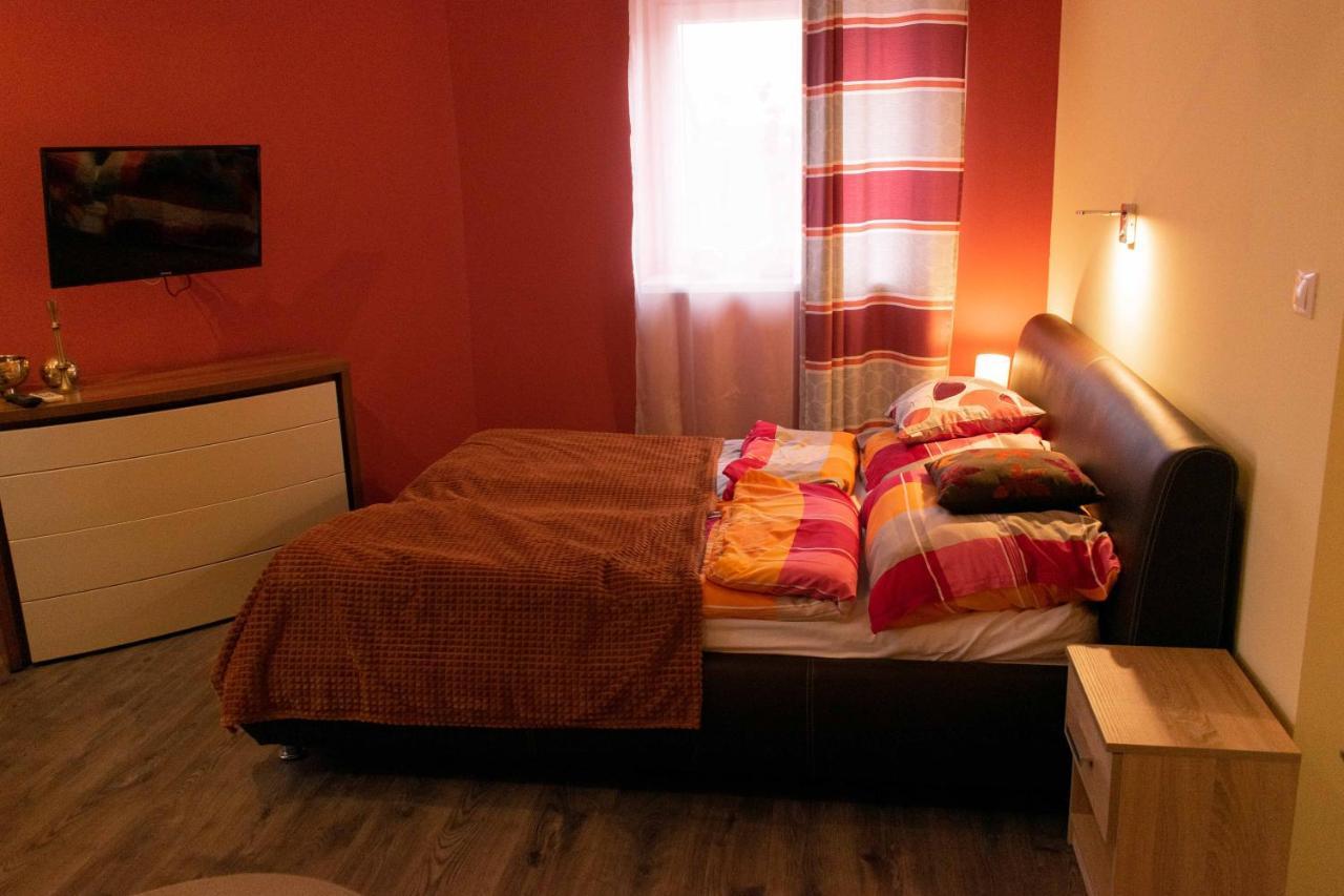 Borostyan Apartmanhaz Mórahalom Exteriér fotografie