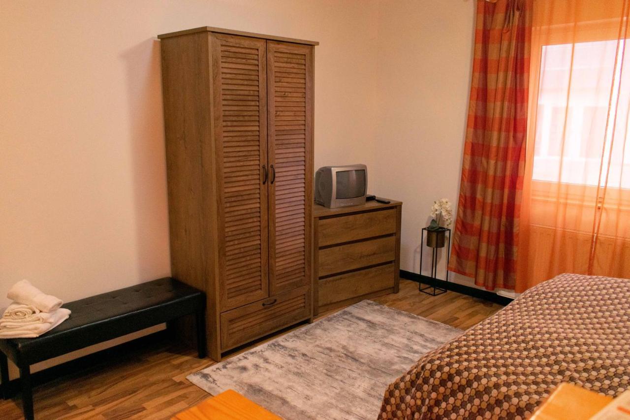 Borostyan Apartmanhaz Mórahalom Exteriér fotografie