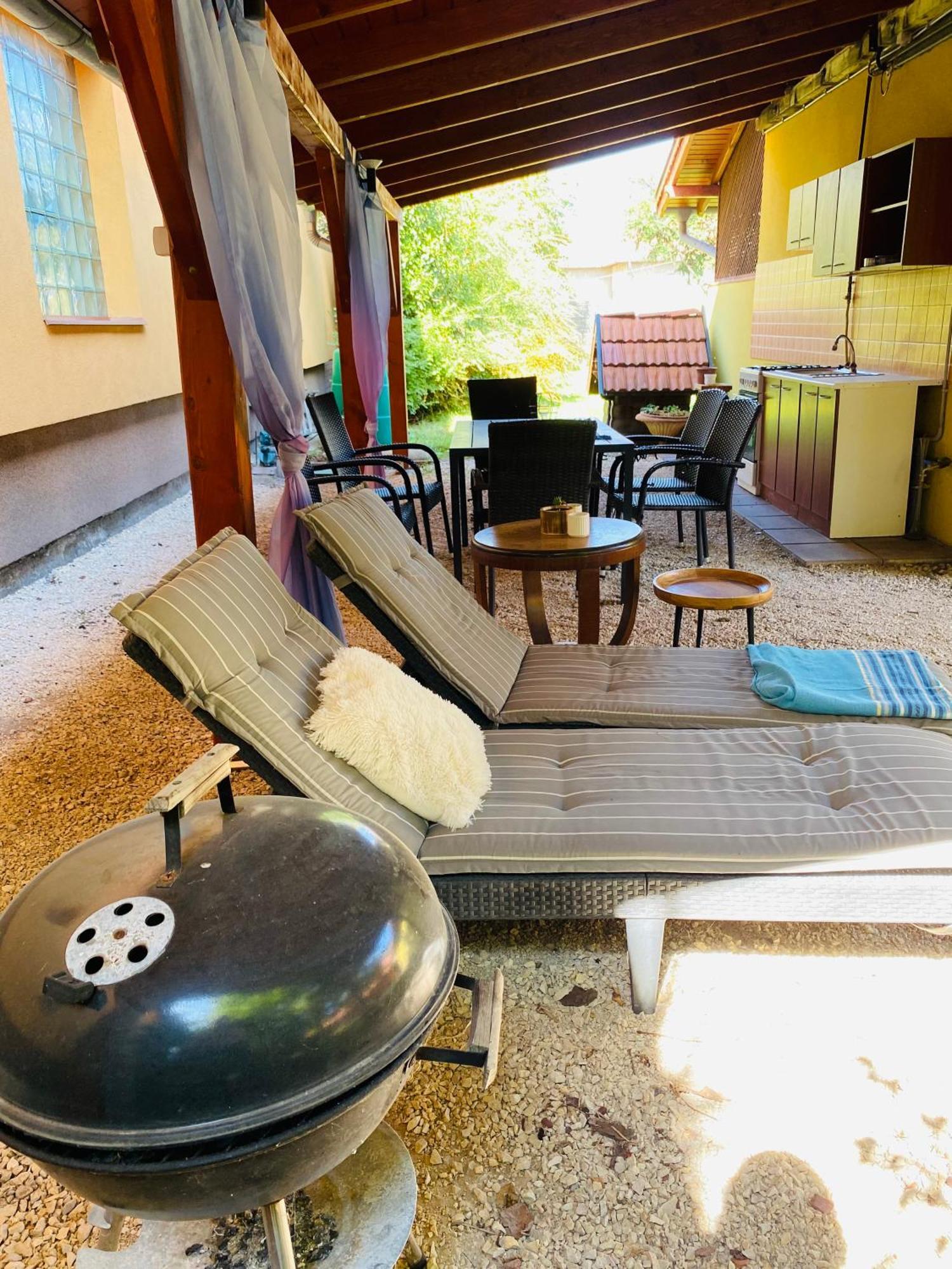 Borostyan Apartmanhaz Mórahalom Exteriér fotografie